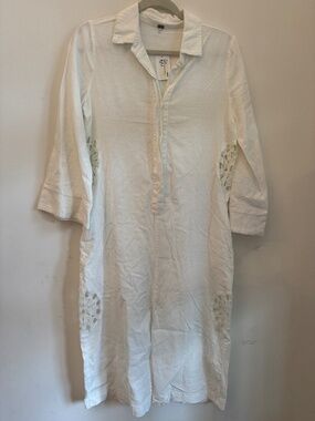 YFB White Dress Size XS/S